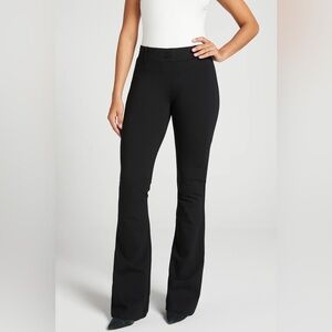 Betabrand Classic DPYP Dress Yoga Pant | Bootcut | Black | Women’s Size Medium